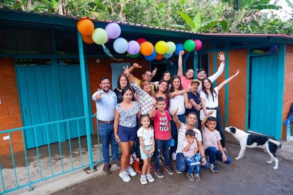 03470b58 dc15 a271 8cc6 b6d94a310ba0