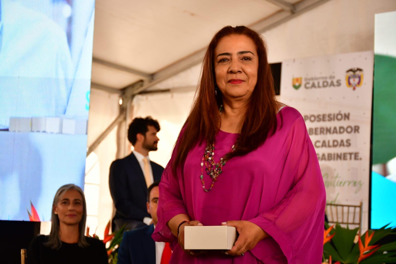 LUZ ELENA CASTAÑO