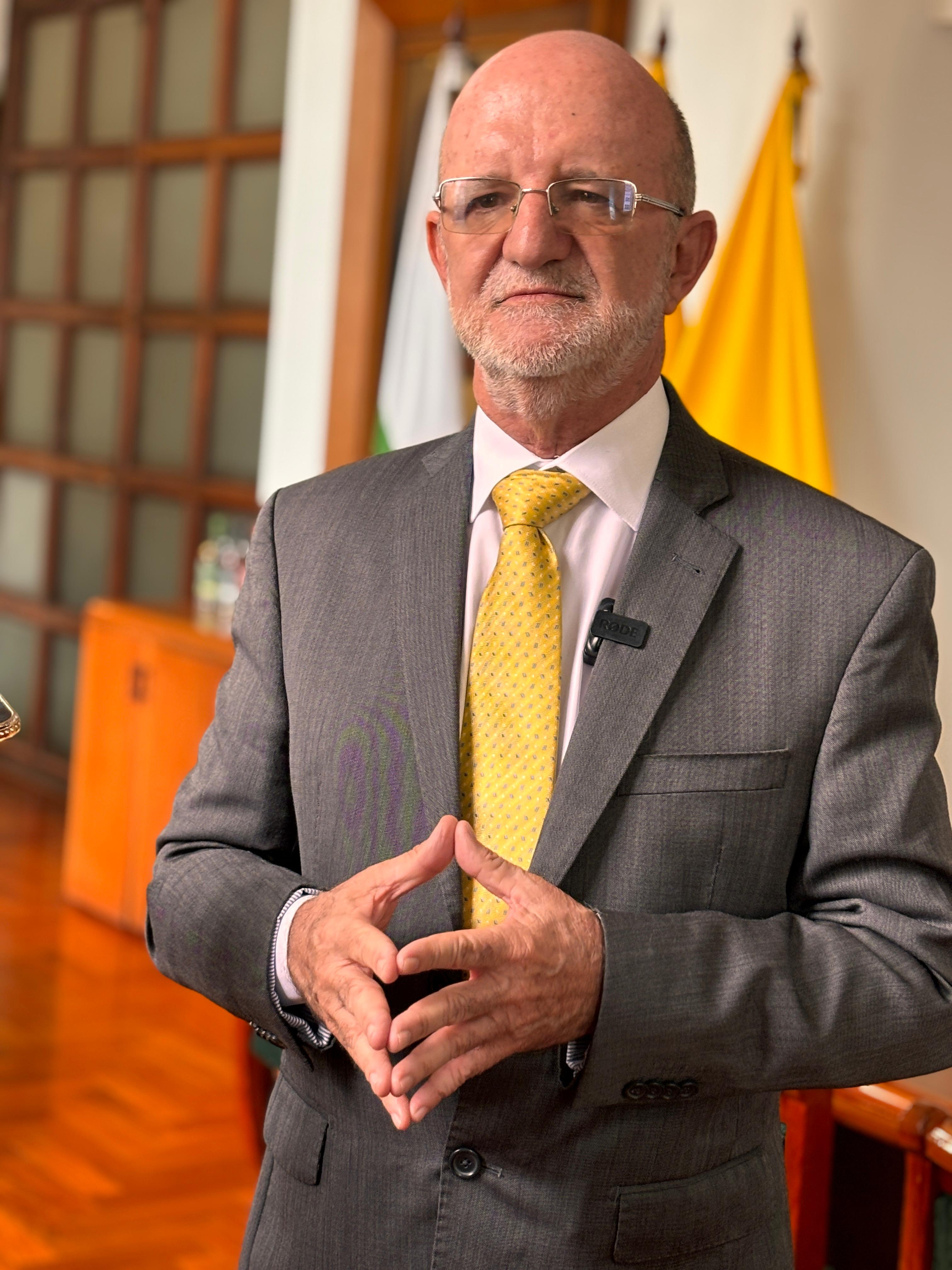 HENRY GUTIÉRREZ ANGEL