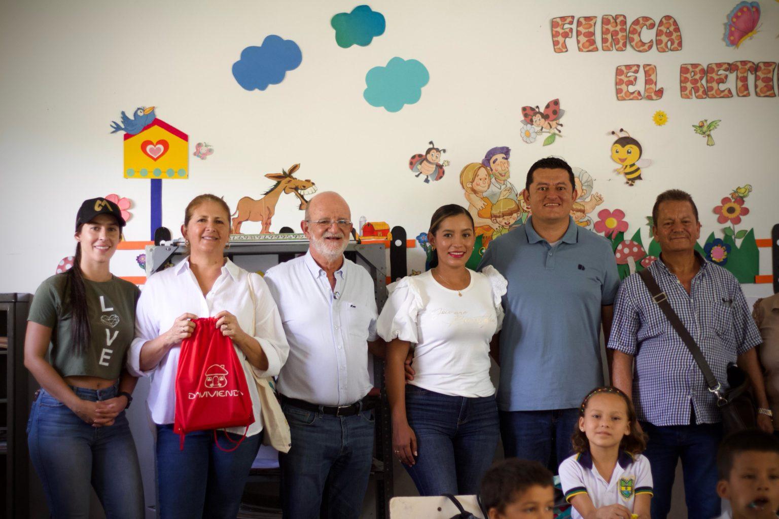 Entrega de Kits Escolares Palestina 12 03 2024 3 1536x1024