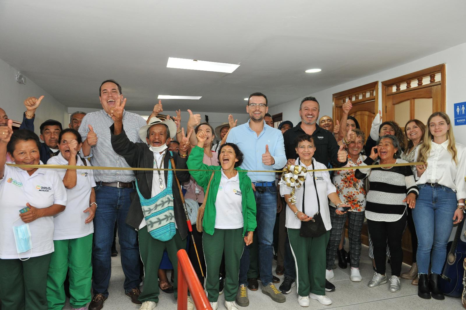 2a1a24e4 4860 63a5 6634 1964810c987c