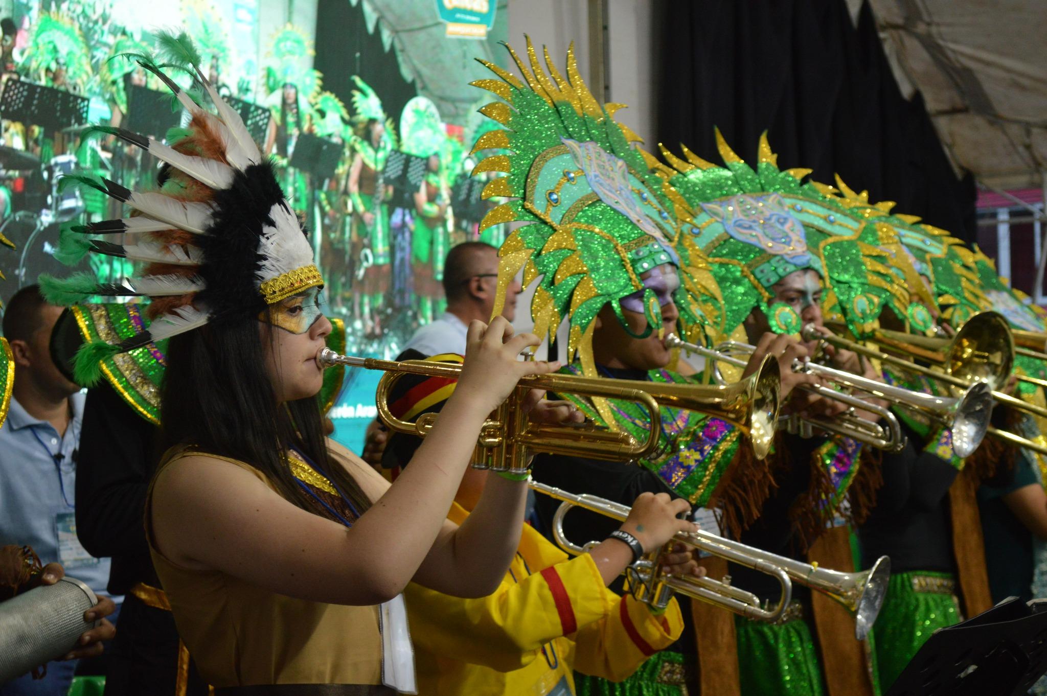 450834b0 b4f7 c20b bb2f eae71b809677