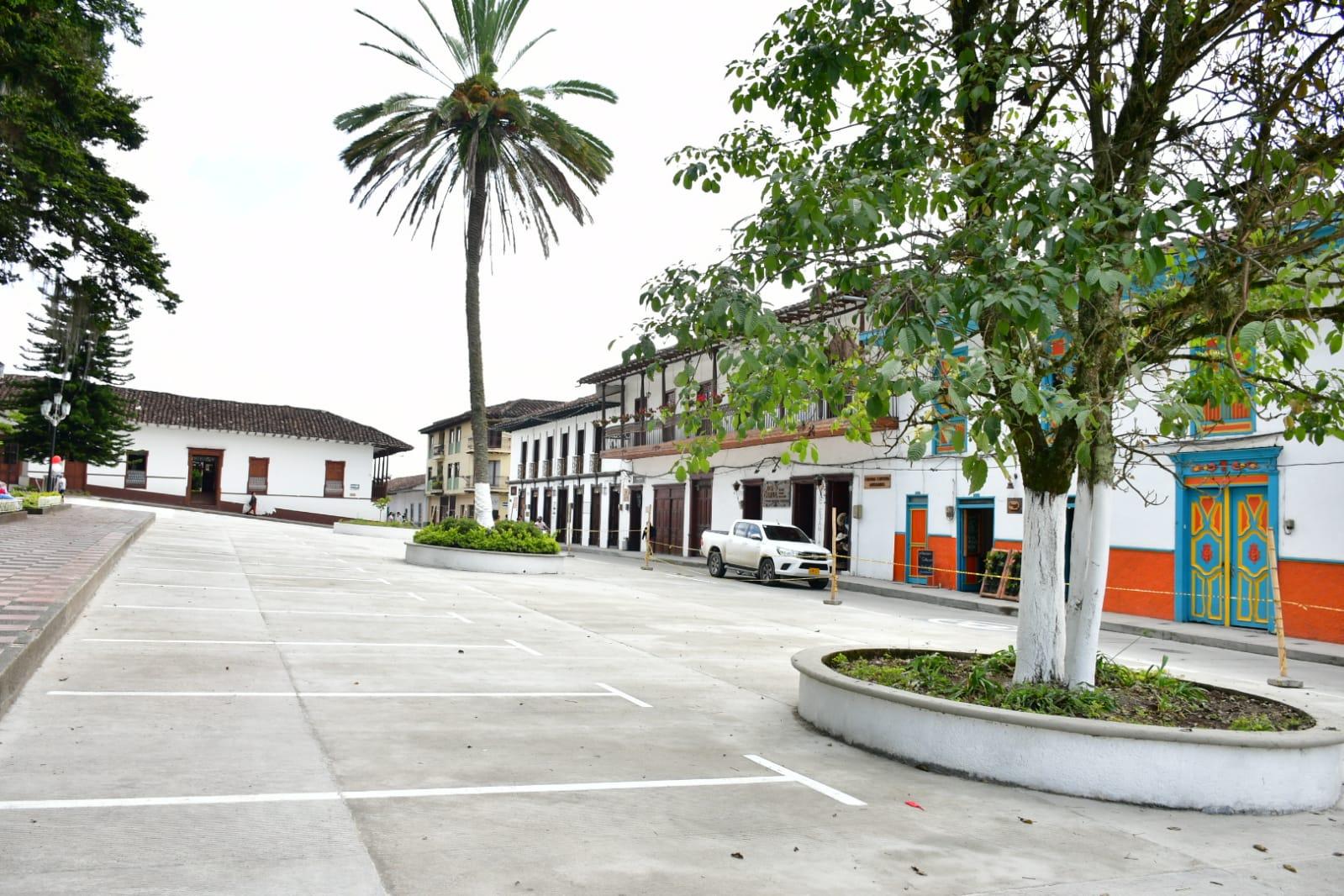 4dec8136 a41c 53a6 46b4 78265197c961