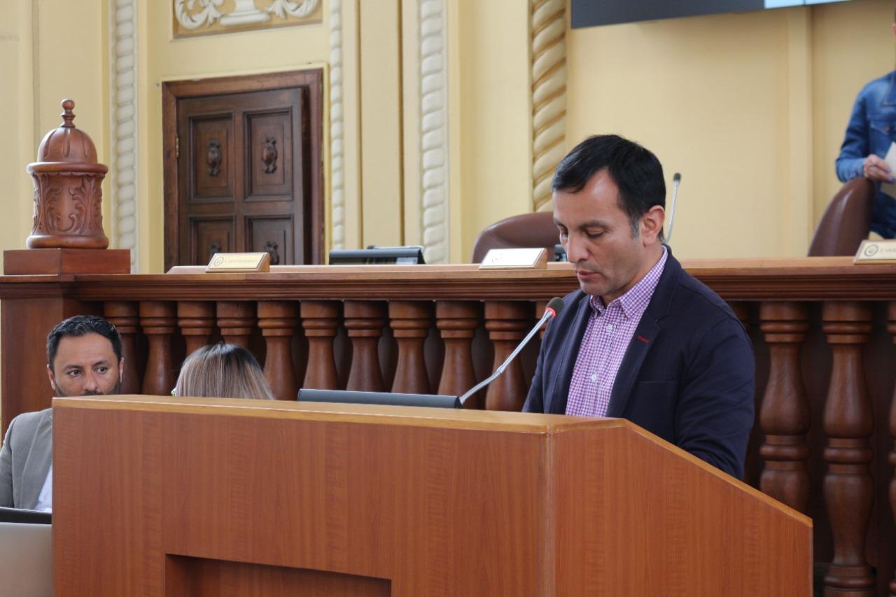 569fd360 20f3 234d b124 5b50b853a0b9