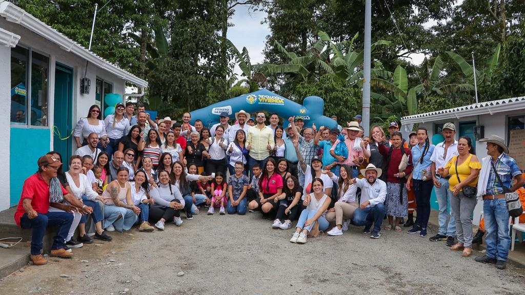 730d2139 eb6b 63ee 051a c993efe4a4fc