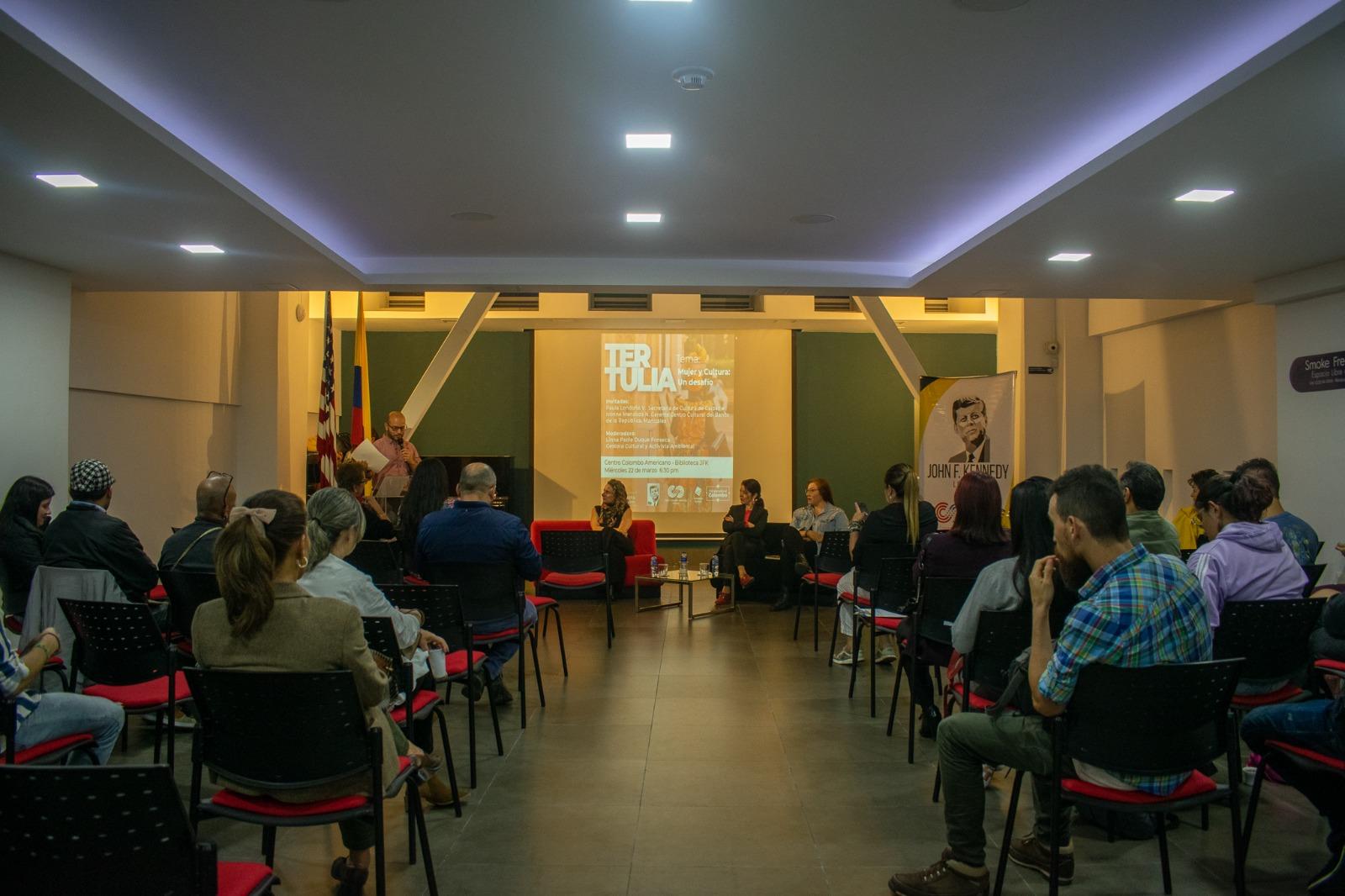 7908c5de 9199 a941 cc86 7cff44ee527d