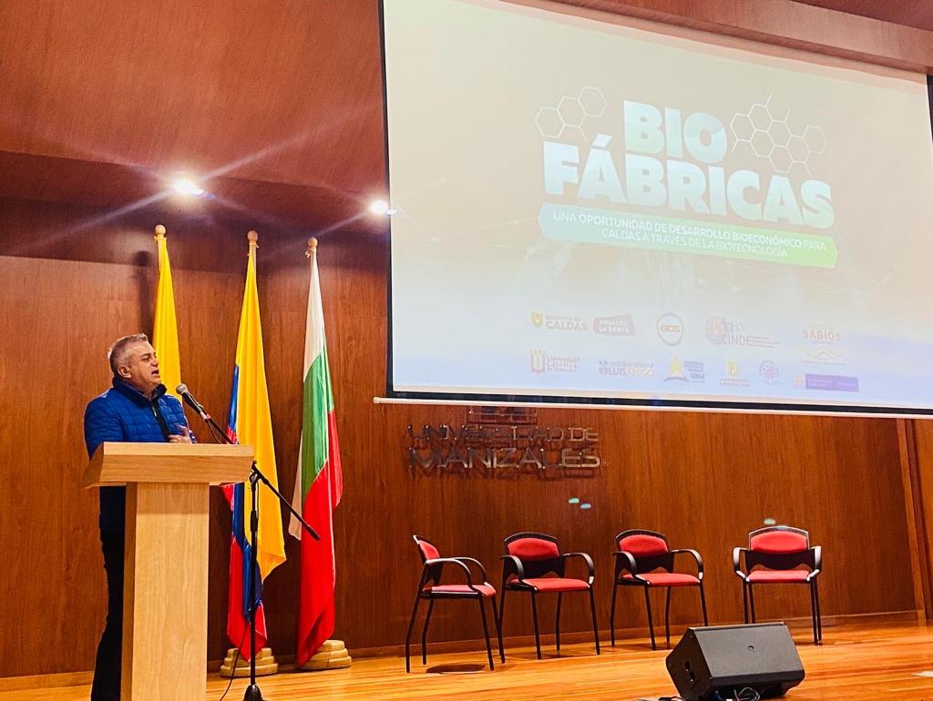 Foto 2 lanzamiento biofábricas