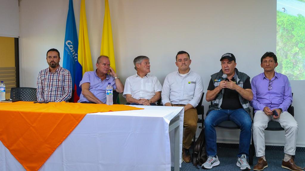 Mesa principal foro