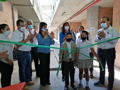 WhatsApp Image 2021 11 24 at 11 opt