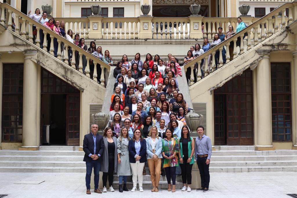 b5547641 0346 f0f1 249b 6f26dd9b650a