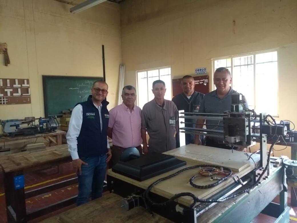 Instrumentos Musicales Costruccion