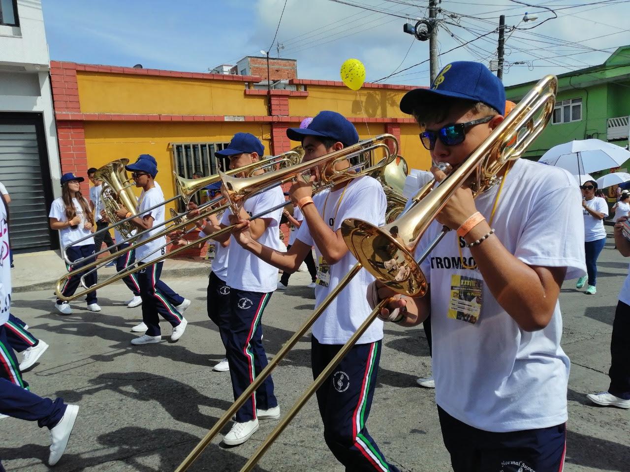 Bandas Estudiantiles