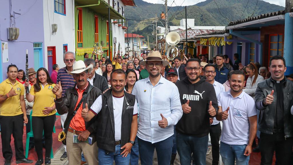 cd54042f 517c b7c3 9efb a161e2e1a05d