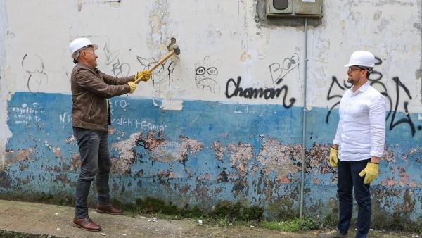 d6b12735 dd78 4c47 2690 c981a3615497