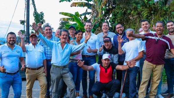 dca487f3 aebd de06 ef22 0aa06253e863