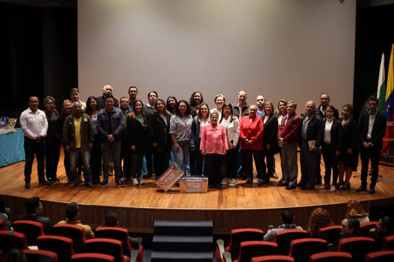 e90496a1 5a5c 5026 f36e 13a9fcd9fbe8