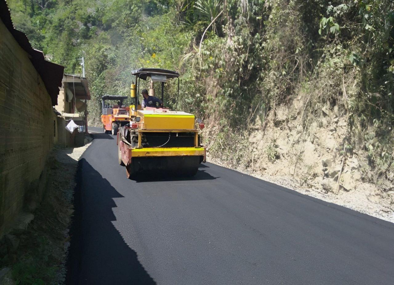 f44c70b4 af5a c4ea c3ef 725e1ff8b7f2