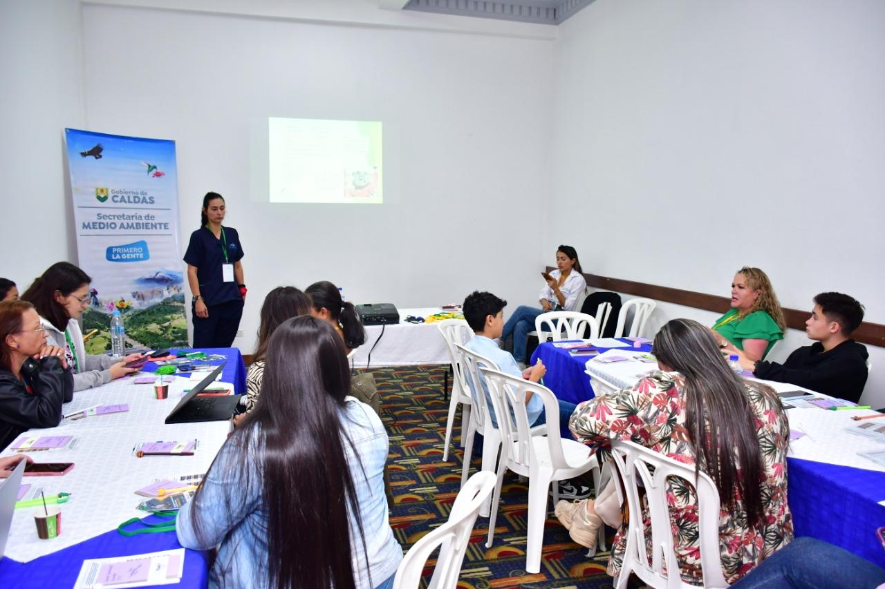 f5b08d0f 08fb b6dd 0cde 1ff869876671