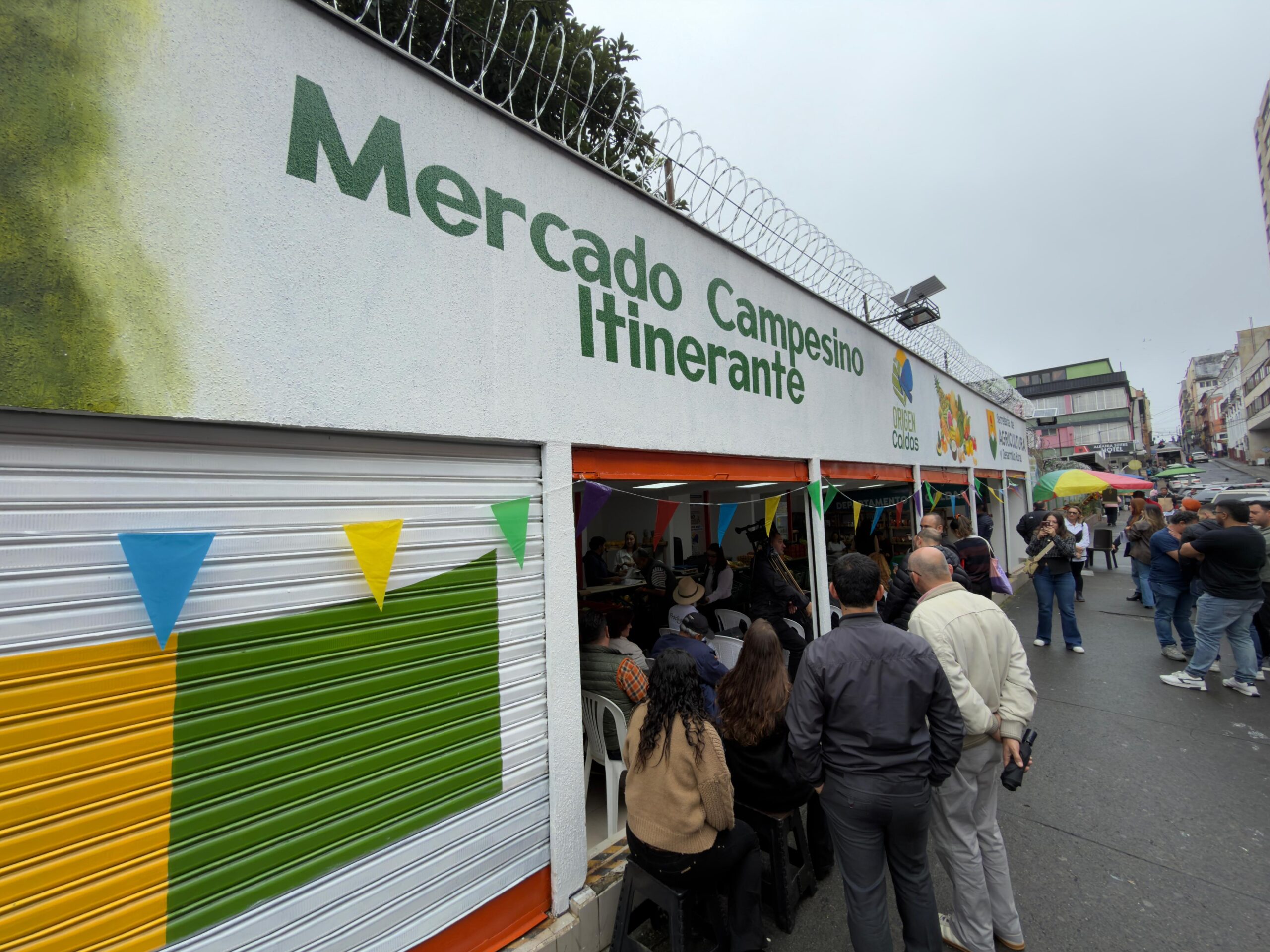 Gobierno de Caldas pone en marcha el Mercado Campesino Itinerante para impulsar la economia rural: sede es en Manizales