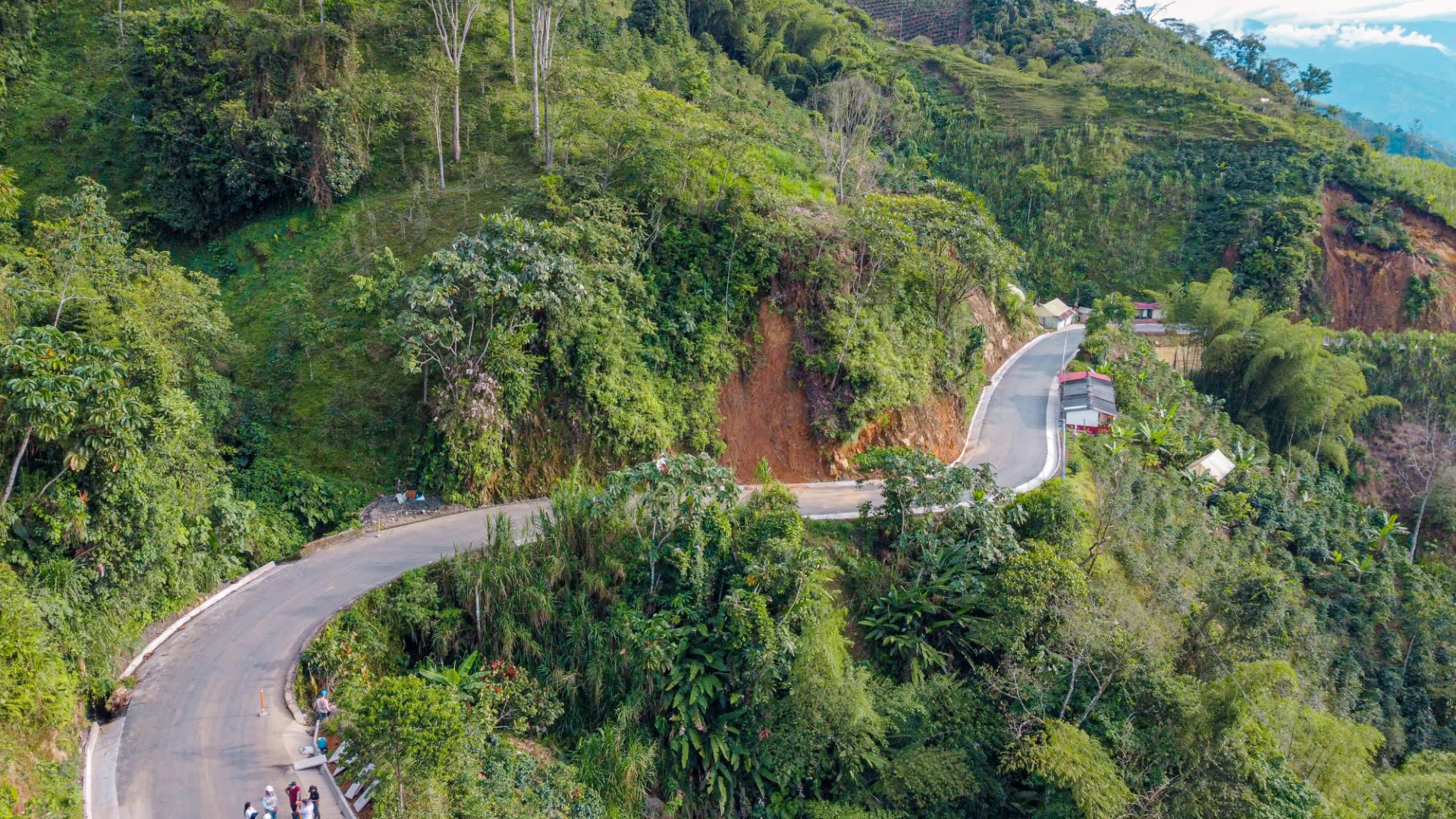 Florencia Puente Linda avanza con paso firme: Gobernacion de Caldas verifica ejecucion de obras