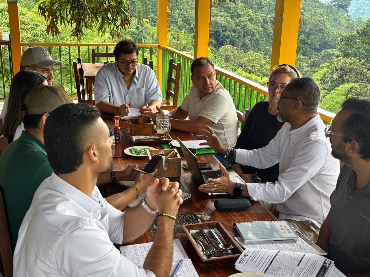 Gobernacion de Caldas fortalece la seguridad en el norte del departamento con modernos sistemas de videovigilancia