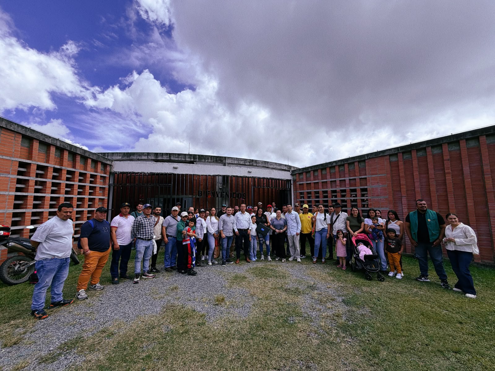 Secretaria de Agricultura de Caldas fortalece a asociaciones agropecuarias de Riosucio: mas de 250 familias rurales se benefician con la iniciativa