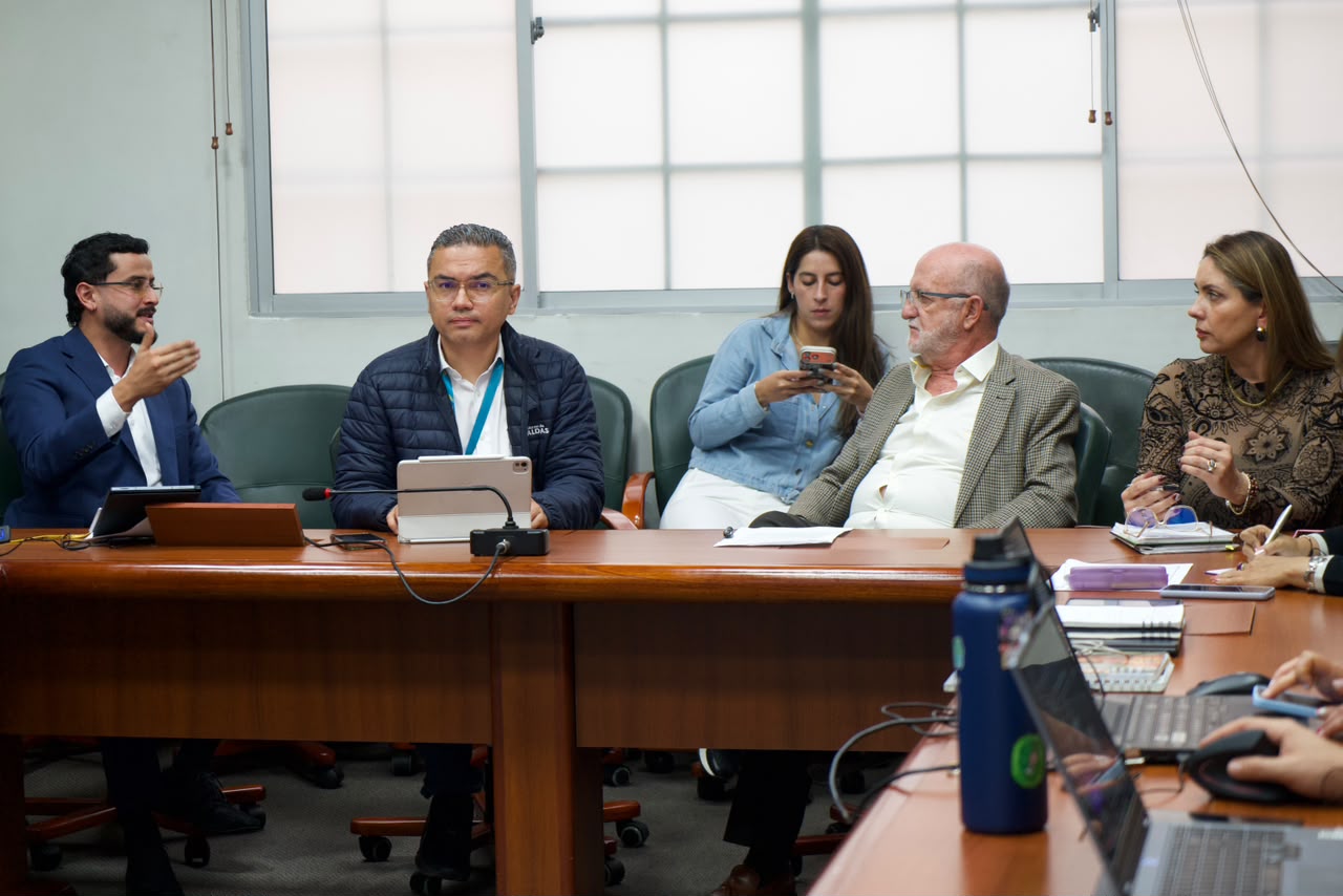 Caldas redujo en un 20 % las muertes por siniestros viales en el primer cuatrimestre de 2026, mientras el pais registro un incremento del 19,4 %