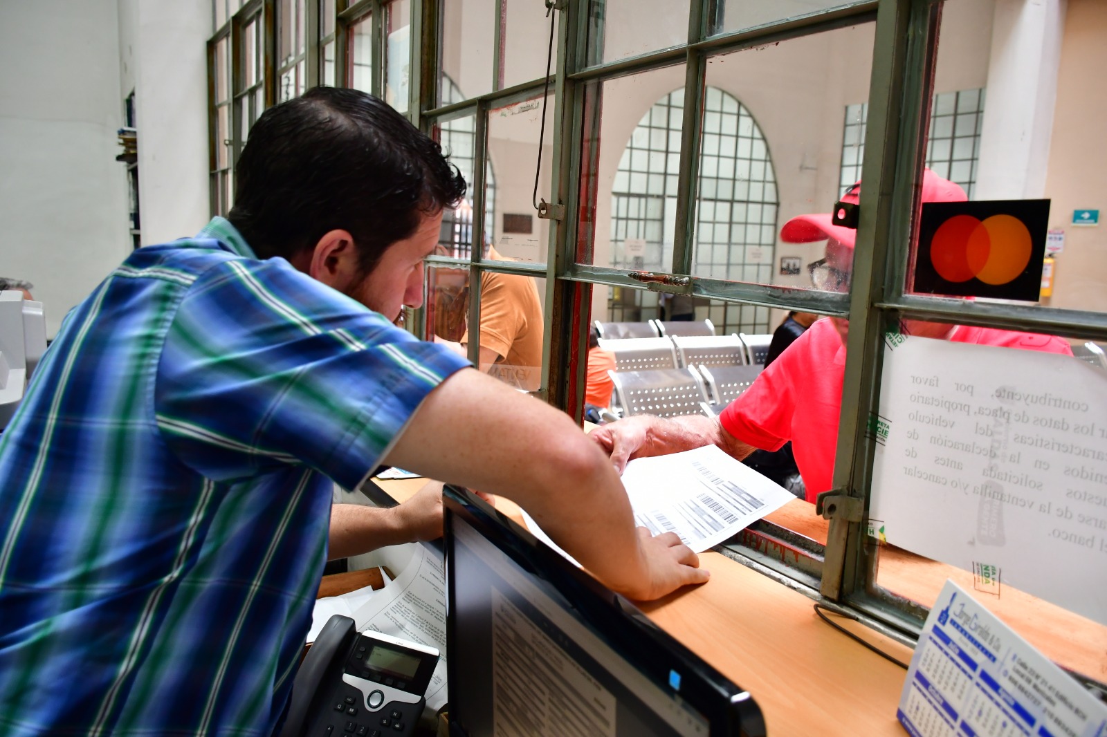 Ultimos dias para pagar el Impuesto Vehicular sin sanciones! Hacienda Departamental amplia horarios de atencion para facilitar el proceso