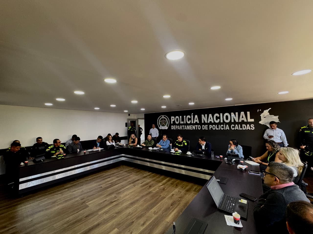 Gobernacion de Caldas presidio Consejo Extraordinario de Seguridad: se reforzara presencia institucional en el Occidente tras hechos ocurridos en Anserma