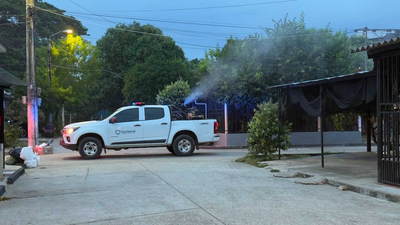 Territorial de Salud de Caldas realizo intervencion quimica en La Dorada para reducir el riesgo de dengue y fiebre amarilla