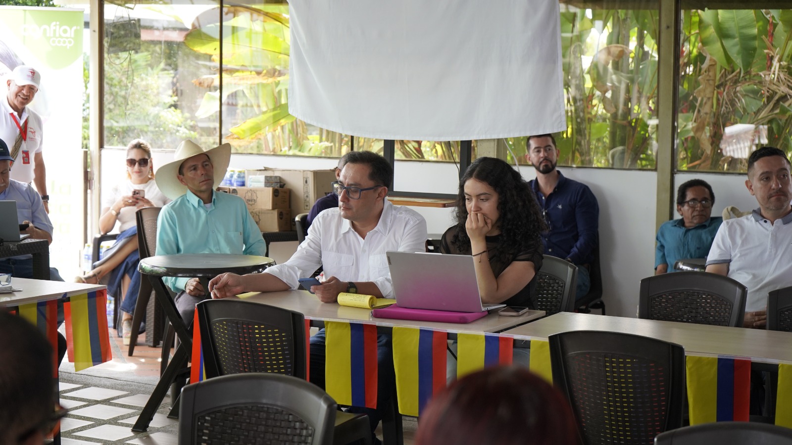 Gobierno de Caldas fortalece la cadena de la guadua y avanza en la construccion de una agenda para impulsar su desarrollo agroindustrial
