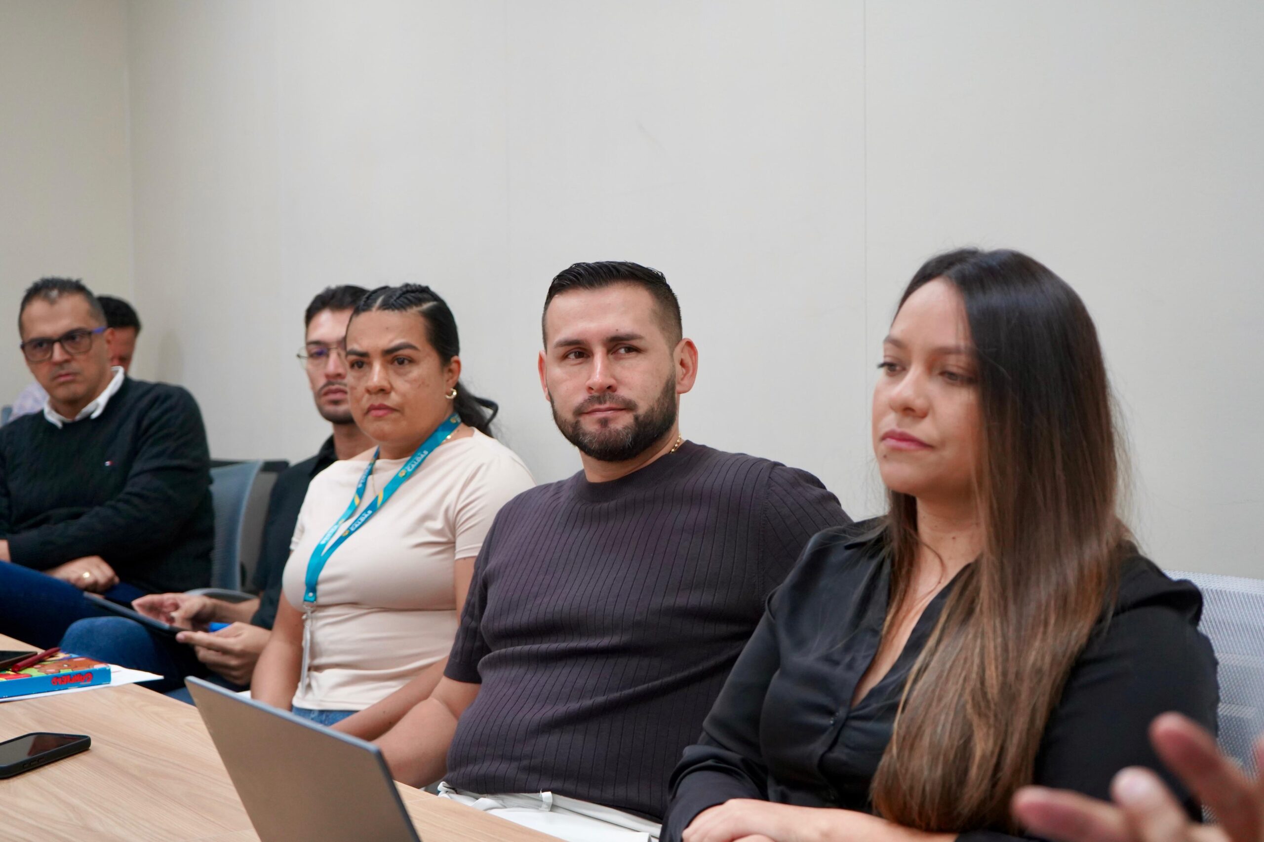 Educacion de Caldas inicia encuentros con municipios para avanzar en la reconstruccion y reparacion de sedes afectadas por el sismo