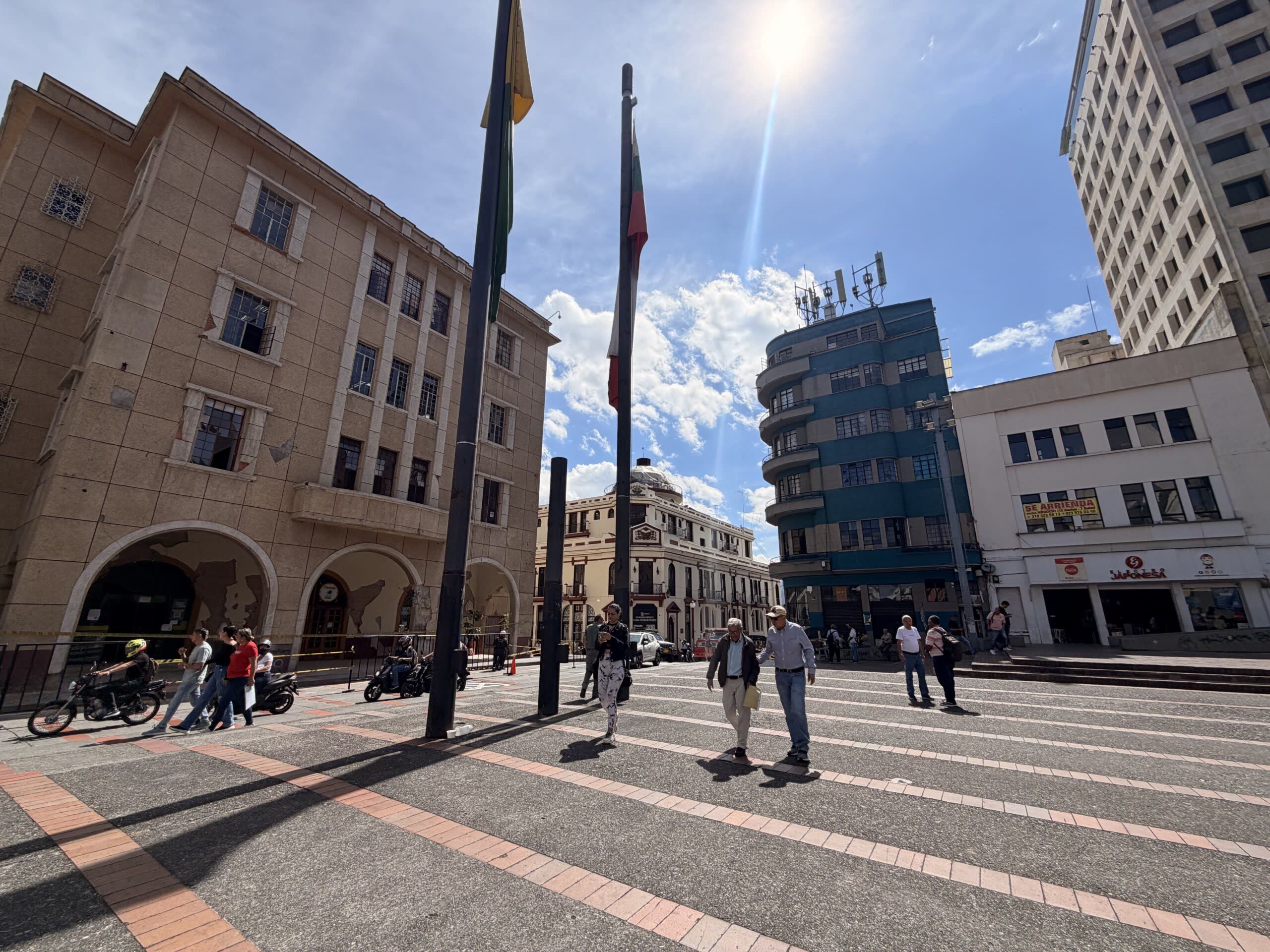 Caldas presenta al Gobierno Nacional medidas fiscales que buscaria aplicar para apoyar la reconstruccion del departamento