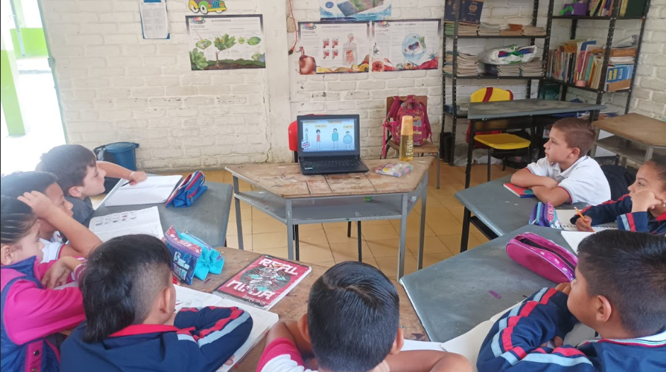 Caldas ajusta calendario escolar para responder a las necesidades educativas generadas ante el sismo