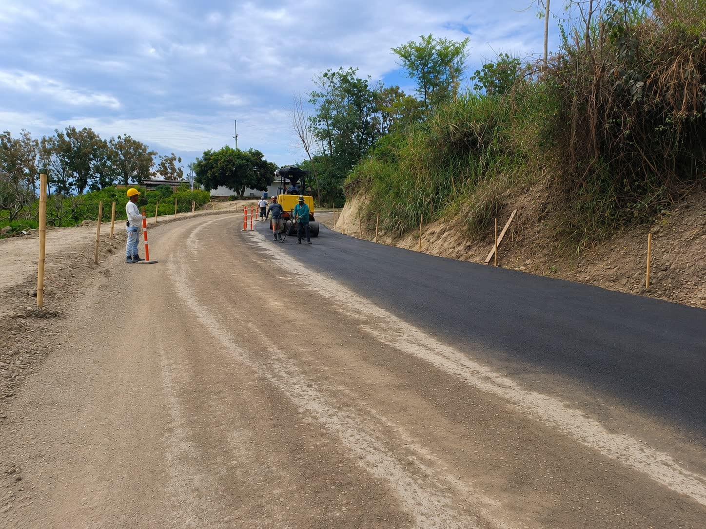 Las obras de infraestructura no se detienen: en Caldas siguen avanzando los proyectos viales que transforman el territorio
