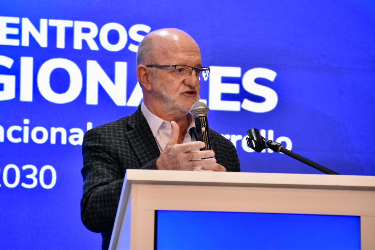 Caldas presento ante el Gobierno Nacional sus prioridades de reconstruccion y obras estrategicas de cara a la consolidacion del Plan de Desarrollo 2026-2030