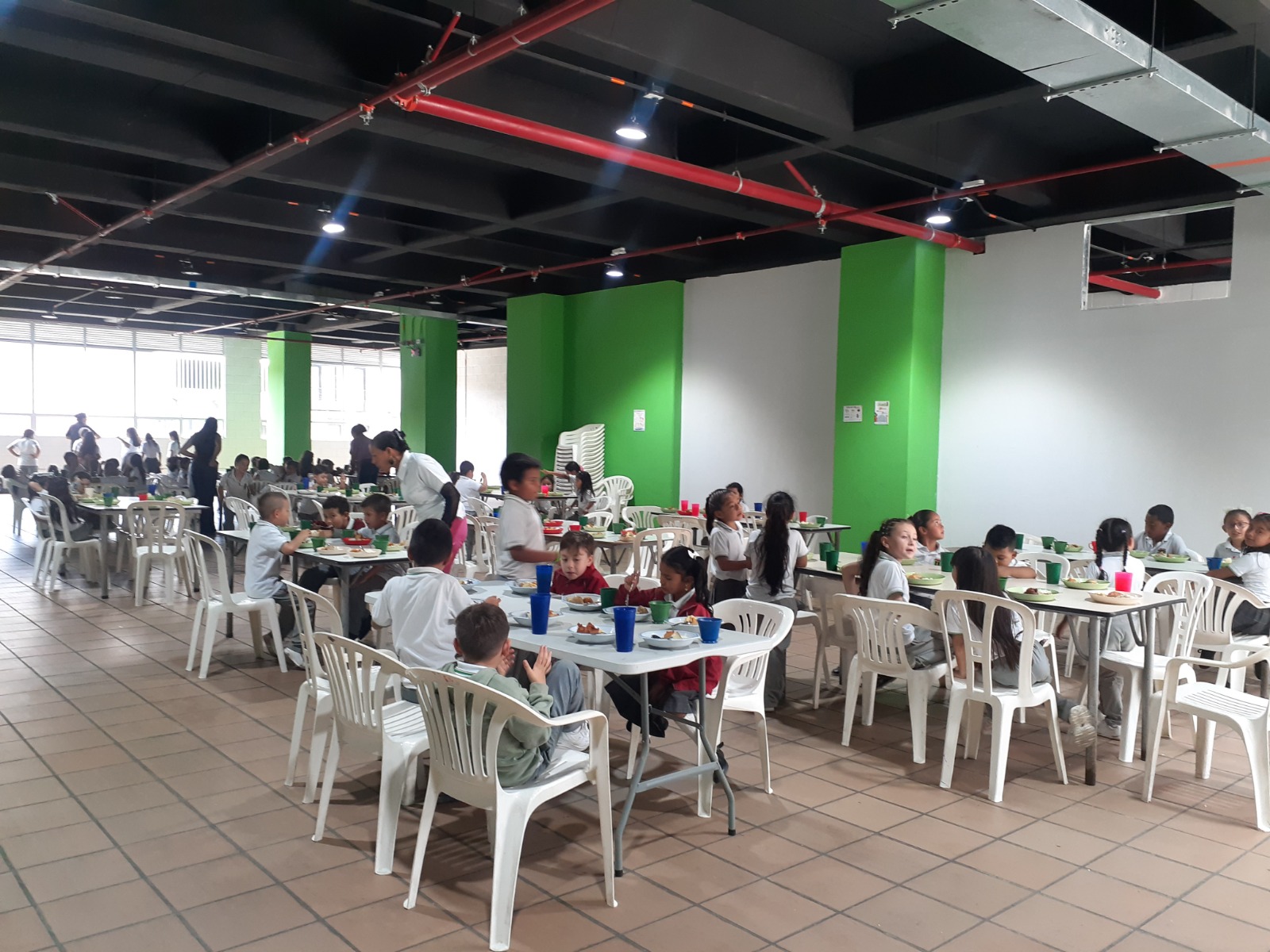 PAE en Caldas opera sin interrupciones, cenido a la normatividad vigente y garantizando la calidad de los alimentos para 56.700 estudiantes