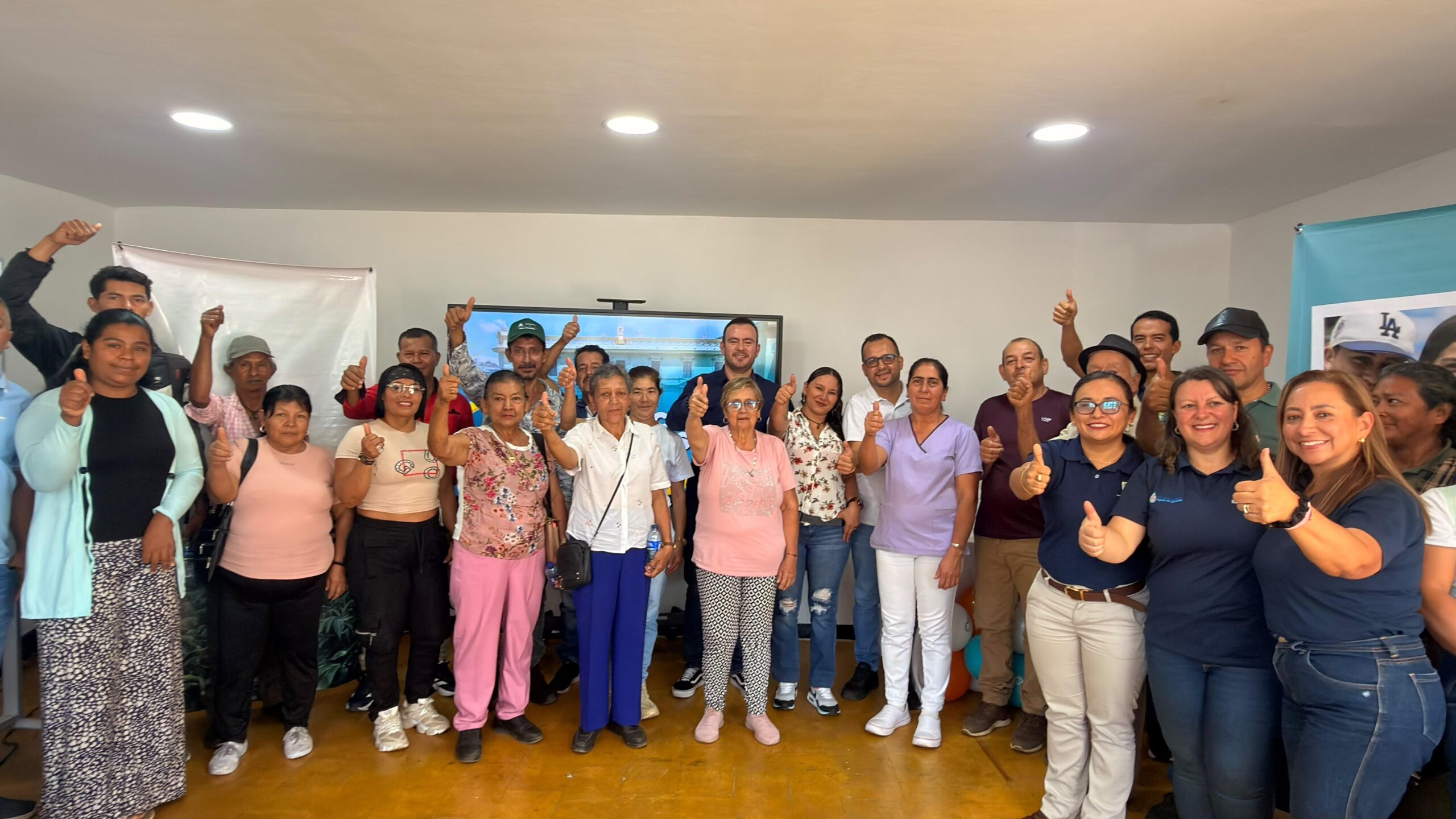 Gobierno de Caldas y municipios invierten cerca de $1.200 millones en unidades sanitarias para dignificar la vida de 81 familias