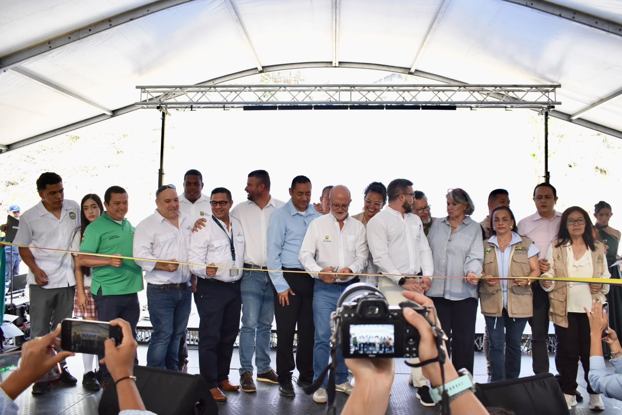 Marmato inaugura Raices de Oro, centro recreativo y cultural para impulsar el bienestar y las oportunidades